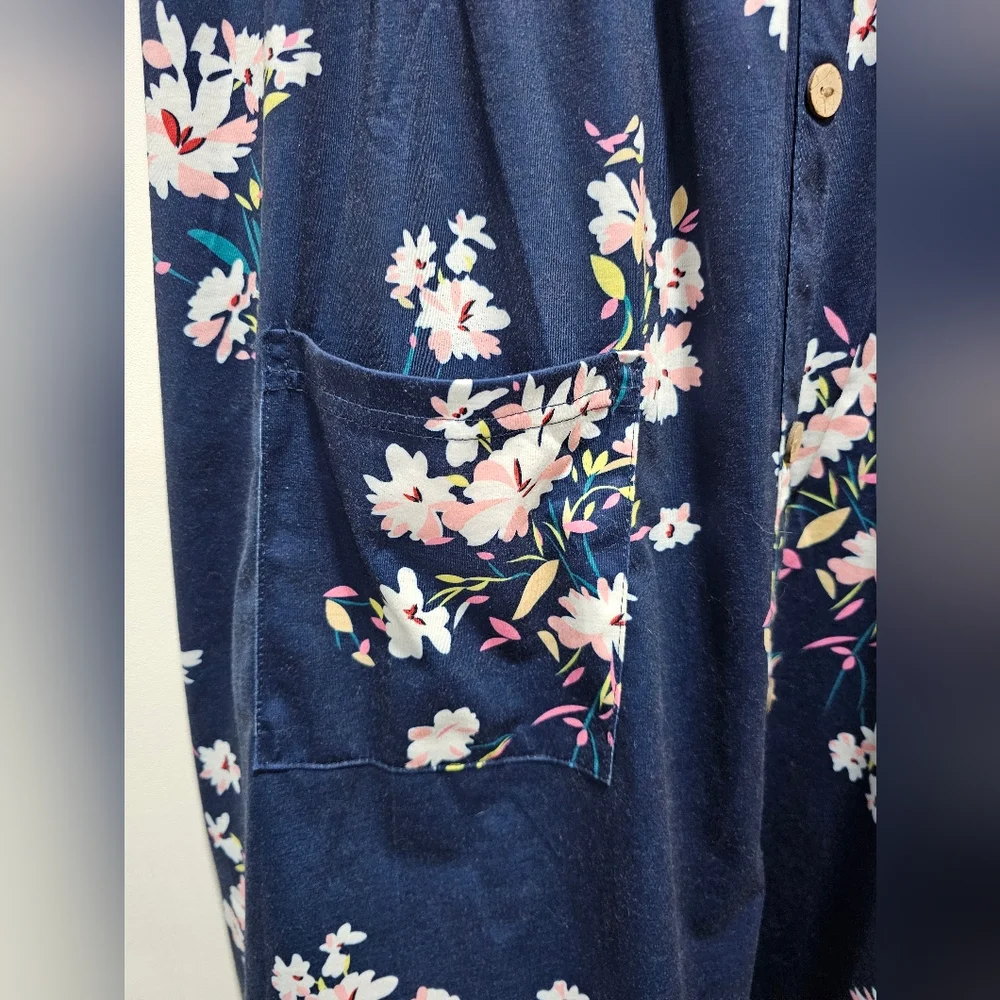 Button Floral Dress with Pockets, Large - Picture 3 of 7